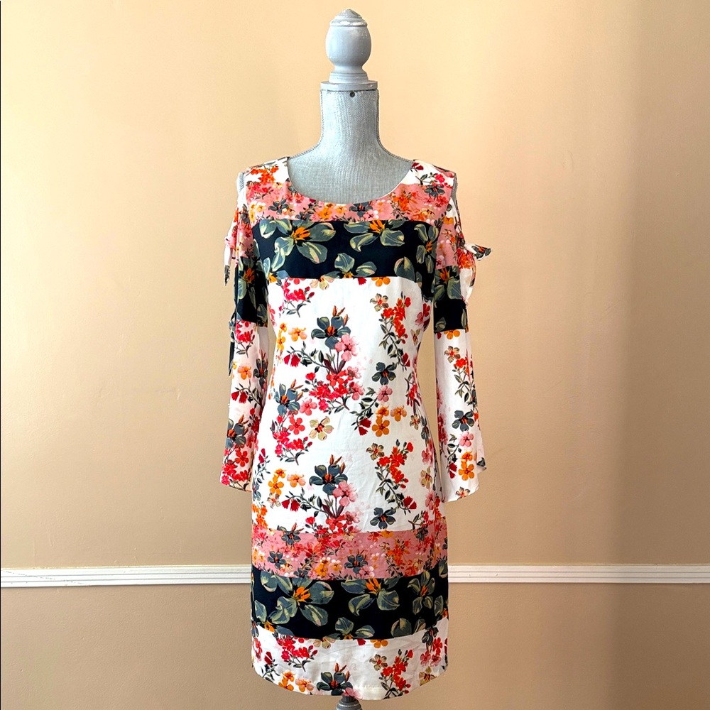 MSK VIBRANT FLORAL PATTERN COLD SHOULDER DRESS SIZE MEDIUM 🌟EUC🌟